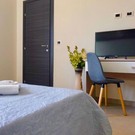 Casa Vacanze E Fitta Camere San Nico 코릴리아노칼라브로 외부 사진