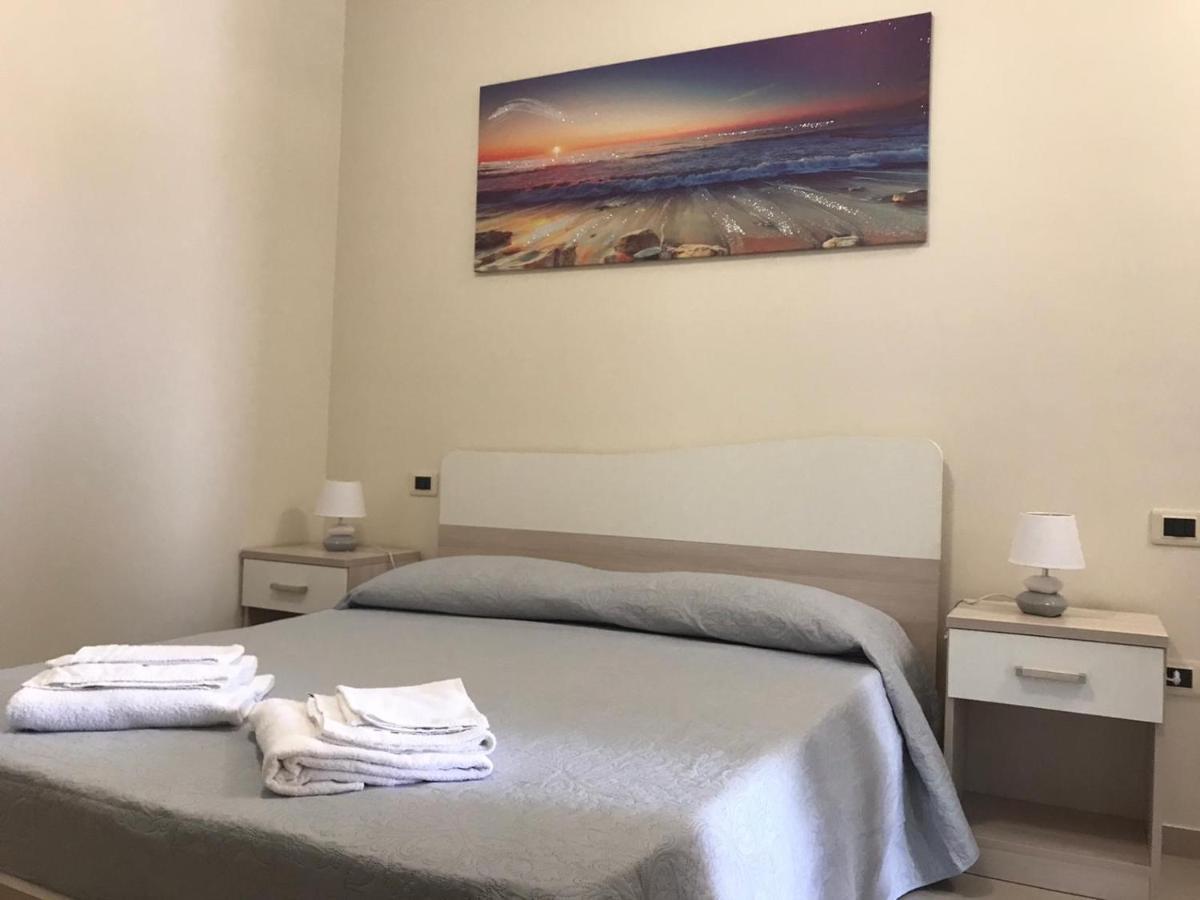 Casa Vacanze E Fitta Camere San Nico 코릴리아노칼라브로 외부 사진